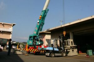 大分高専実習工場機械移設