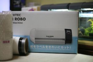 カッティングマシン